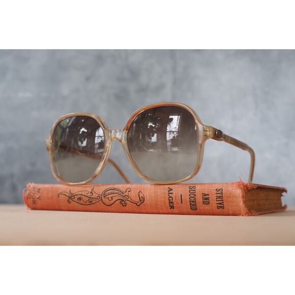Vintage Diane Von Furstenberg 70s Sunglasses France Disco Grandma Chic main image 6